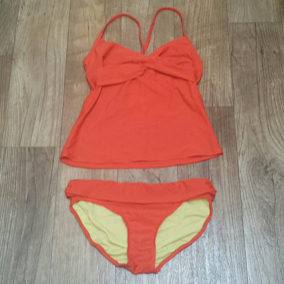 Athleta Other - Athleta coral flash tankini size 34B/32C small
